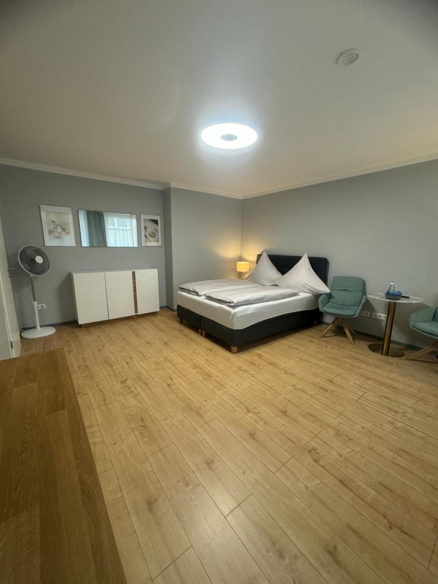 Am Hauptbahnhof Apartment *
